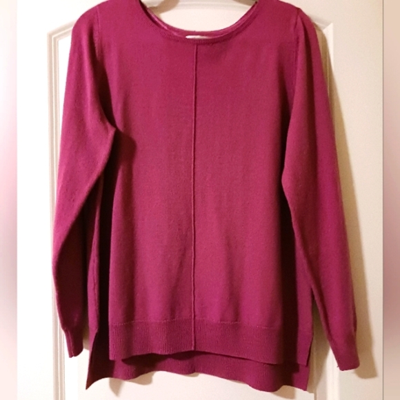 Croft and Barrow magenta crew neck long sleeve sweater. Valentines Size Lg. - Picture 1 of 7